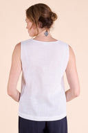 SS25 Scallop trim vest - White